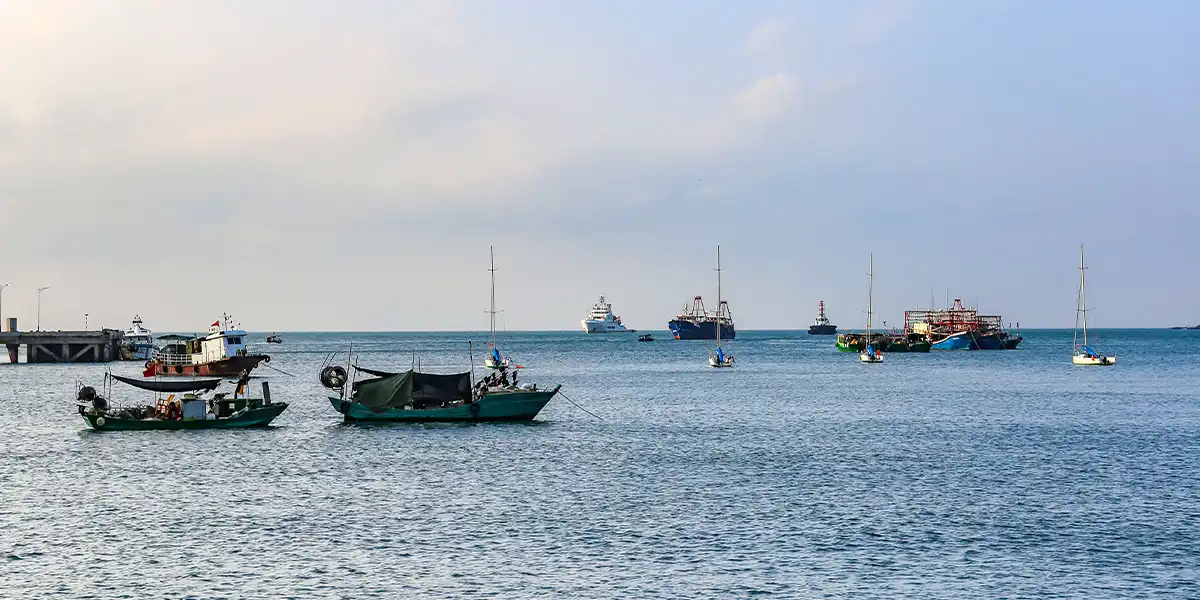Tổng quan 5 loại bảo hiểm tàu thuyền DBV: thân tàu biển, TNDS chủ tàu biển (P&I), thân tàu cá, TNDS chủ tàu cá, rủi ro nhà thầu đóng tàu. Xem chi tiết từng sản phẩm.