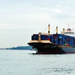 Bảo hiểm thân tàu biển DBV bảo vệ vỏ tàu, máy móc trước hiểm họa biển, cháy nổ, đâm va, cướp biển. Xem đối tượng, phạm vi, quyền lợi và thủ tục tham gia.