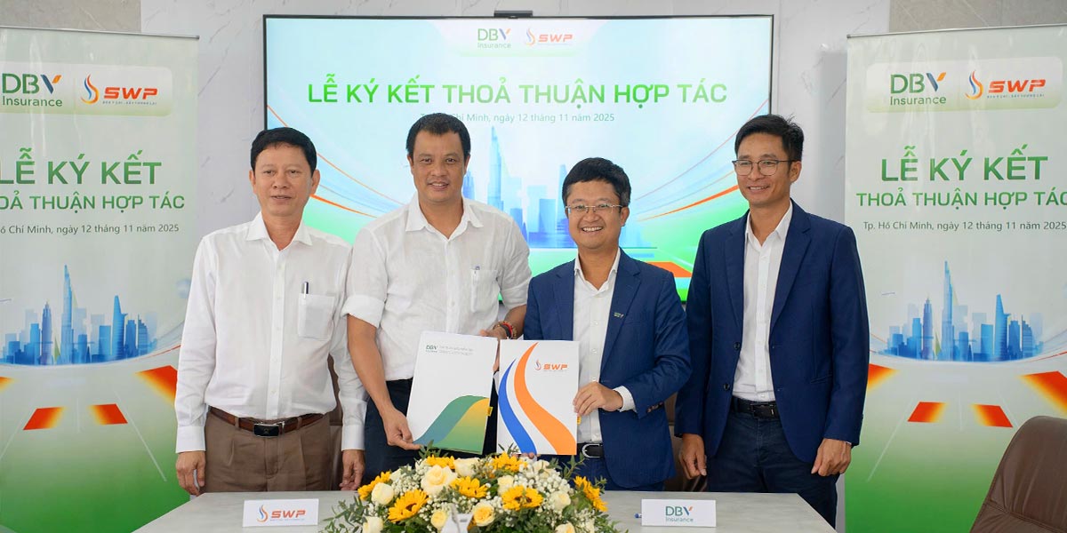 Tập đoàn Bảo hiểm DBV và Công ty TNHH Xăng dầu Tây Nam S.W.P ký kết hợp tác triển khai dịch vụ bảo hiểm tại hơn 110 cửa hàng xăng dầu trên toàn quốc. Thỏa thuận giúp mở rộng kênh phân phối, tăng tiện ích cho khách hàng và phát triển hệ sinh thái dịch vụ giữa hai doanh nghiệp.