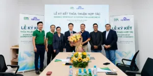 Ngày 05/06/2026, Tập đoàn Bảo hiểm DBV và Rainbow Digital Marketing & Analytics (Ấn Độ) chính thức ký kết hợp tác toàn diện. Theo đó, các giải pháp bảo hiểm của DBV sẽ được tích hợp trên hệ sinh thái số hơn 1 triệu người dùng của Rainbow, ứng dụng AI và phân tích dữ liệu để cá nhân hóa sản phẩm bảo hiểm – mang đến trải nghiệm số thuận tiện, minh bạch và phù hợp với từng khách hàng trong kỷ nguyên số.