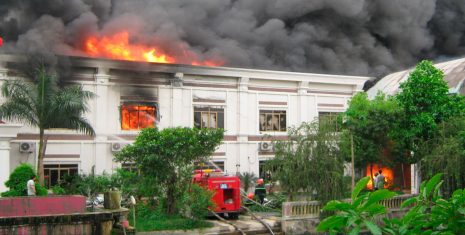 Bảo hiểm hỏa hoạn nhà tư nhân DBV bảo vệ toàn diện ngôi nhà và tài sản của bạn trước rủi ro cháy, nổ, trộm cắp và thiên tai. Sản phẩm tuân thủ đúng quy định pháp luật, giúp tổ ấm an toàn, đảm bảo ổn định cuộc sống. Đăng ký bảo hiểm DBV để nhận quyền lợi bồi thường nhanh chóng và yên tâm dài lâu.