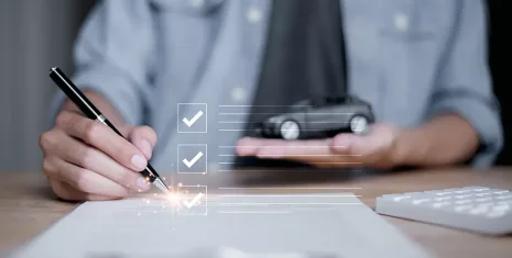 Gia hạn bảo hiểm ô tô DBV không chỉ để đủ giấy tờ lưu thông mà còn giúp chủ xe rà lại gói vật chất xe theo nhu cầu sử dụng thực tế. DBV hiện cung cấp cả bảo hiểm TNDS bắt buộc và bảo hiểm vật chất ô tô với phạm vi bảo vệ rõ ràng cho từng nhóm rủi ro.
